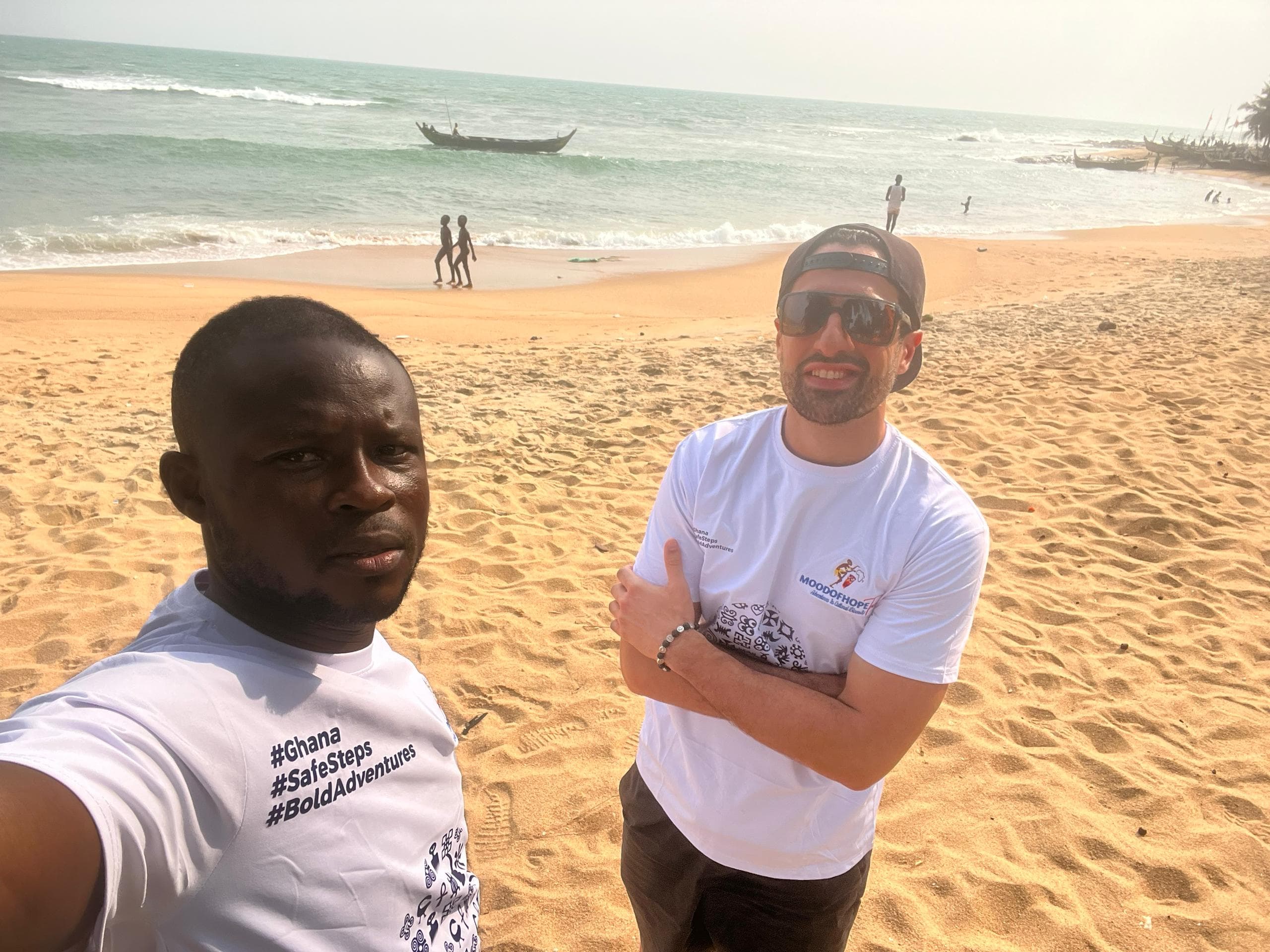 Accra Layover Tour: History, Culture, Upcycling & Beach - Image 27