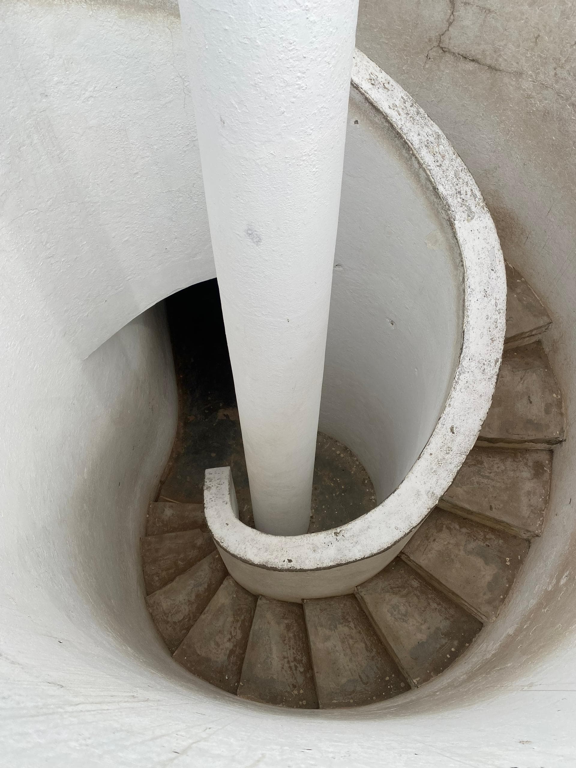 Accra Layover Tour: History, Culture, Upcycling & Beach - Image 28