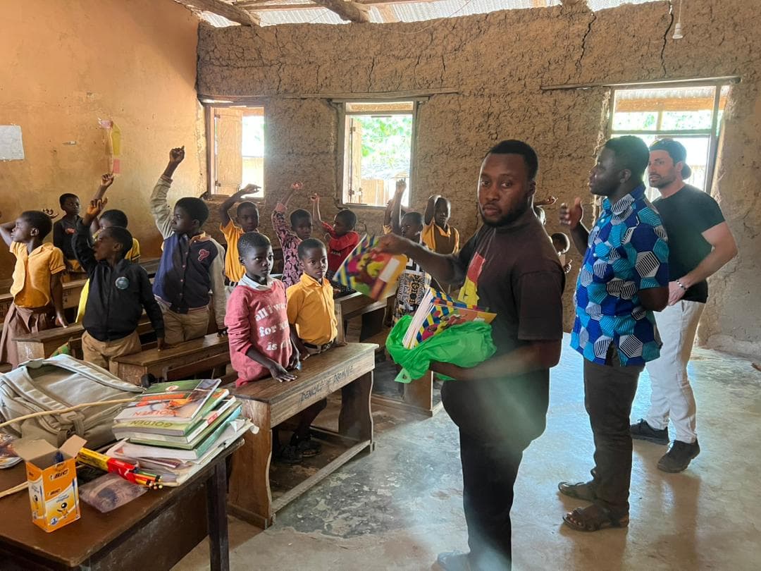Children with school bags