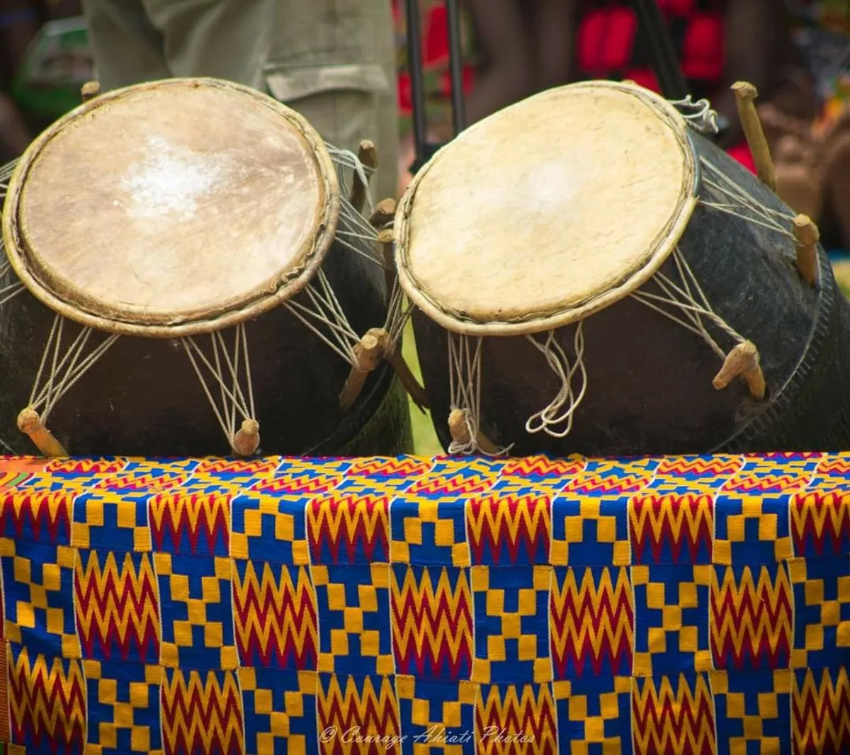 Two-headed timpani