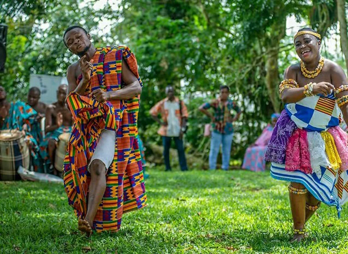Kente attire